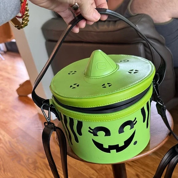 Monster Creations Halloween Happy Meal  crossbody bag - Picture 5 of 5